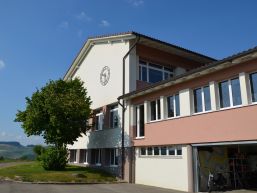 Wechsel Abwartschaft Schulhaus Oberhünigen